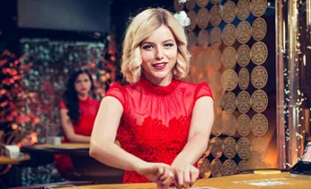 Giao diện nạp tiền với các phương thức thanh toán phổ biến như ngân hàng, ví điện tử.